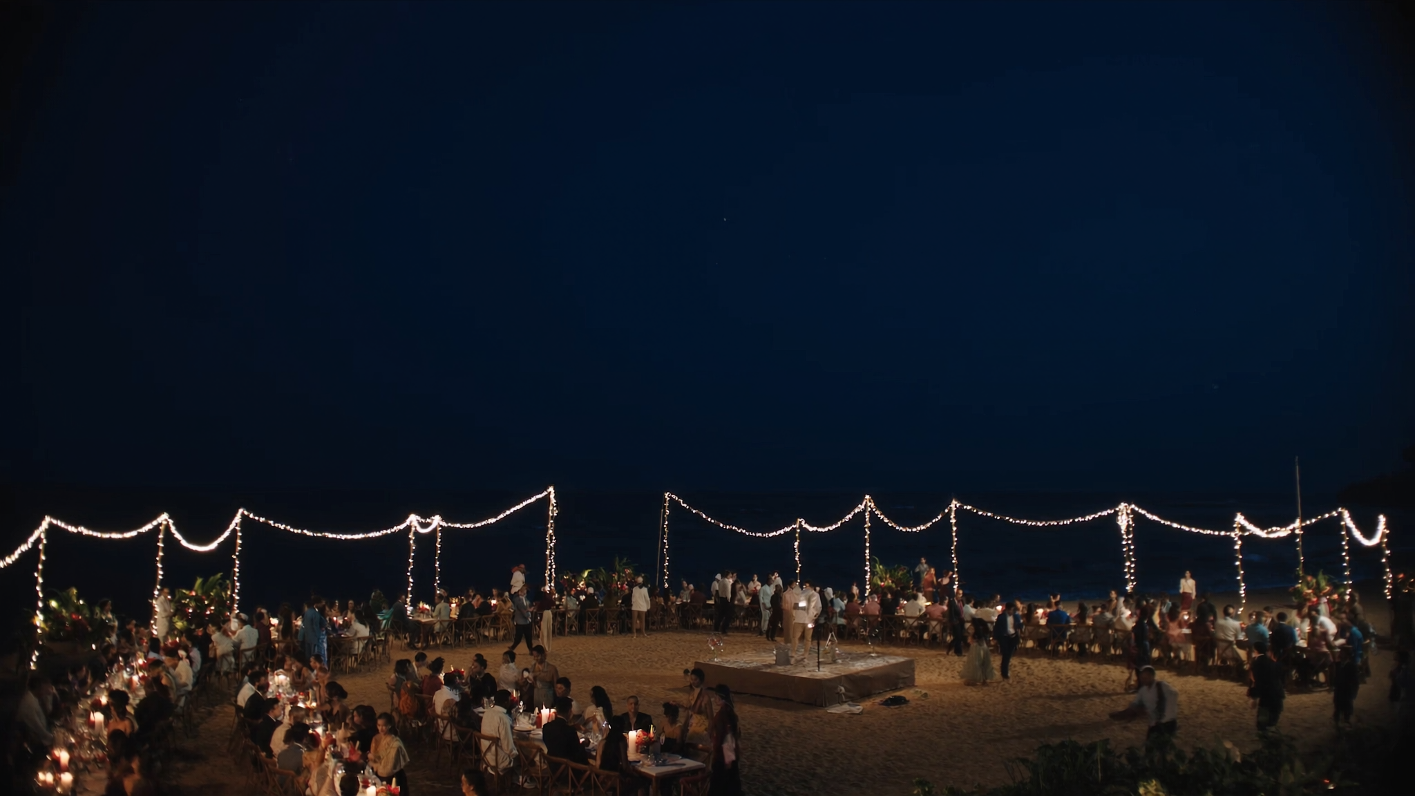 A beach gala dinner at night